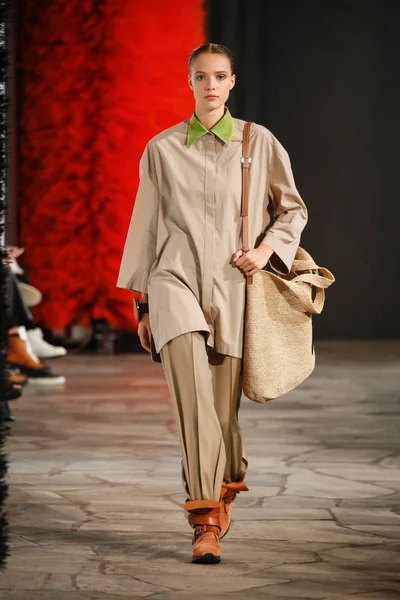 Look 20